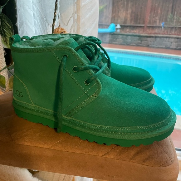 NEUMEL UGG Classic Emerald green Chukka boots - Picture 2 of 7